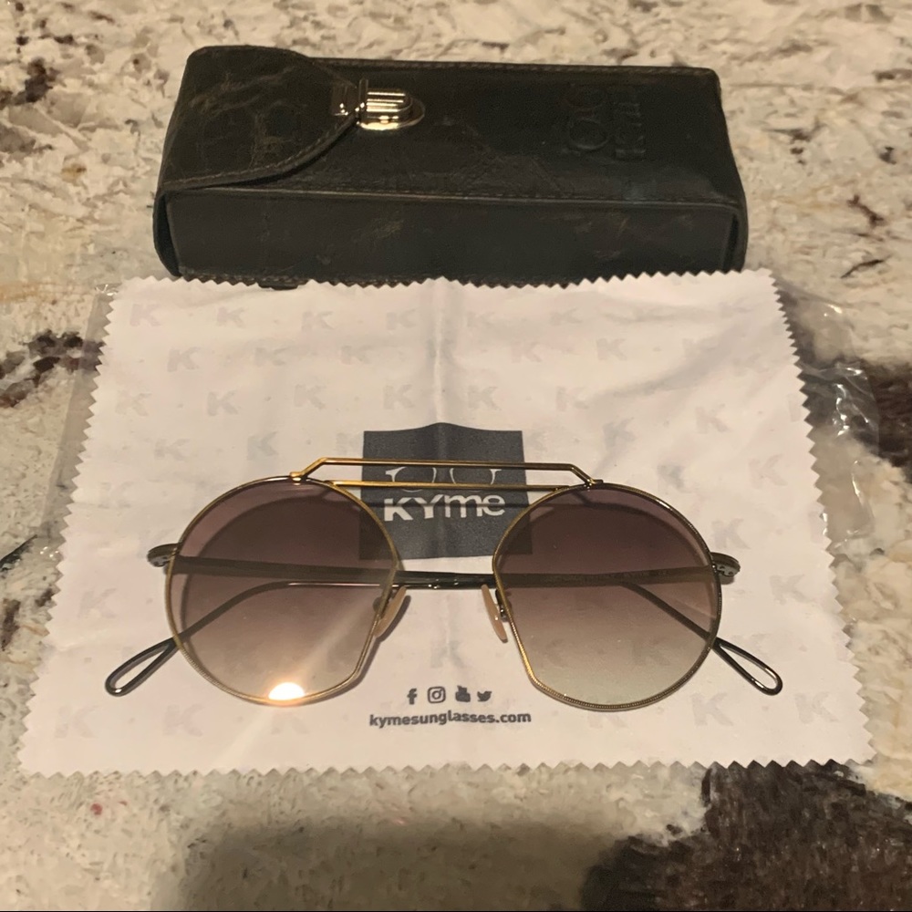 Kyme Antique Gold / Gold Sunglasses
